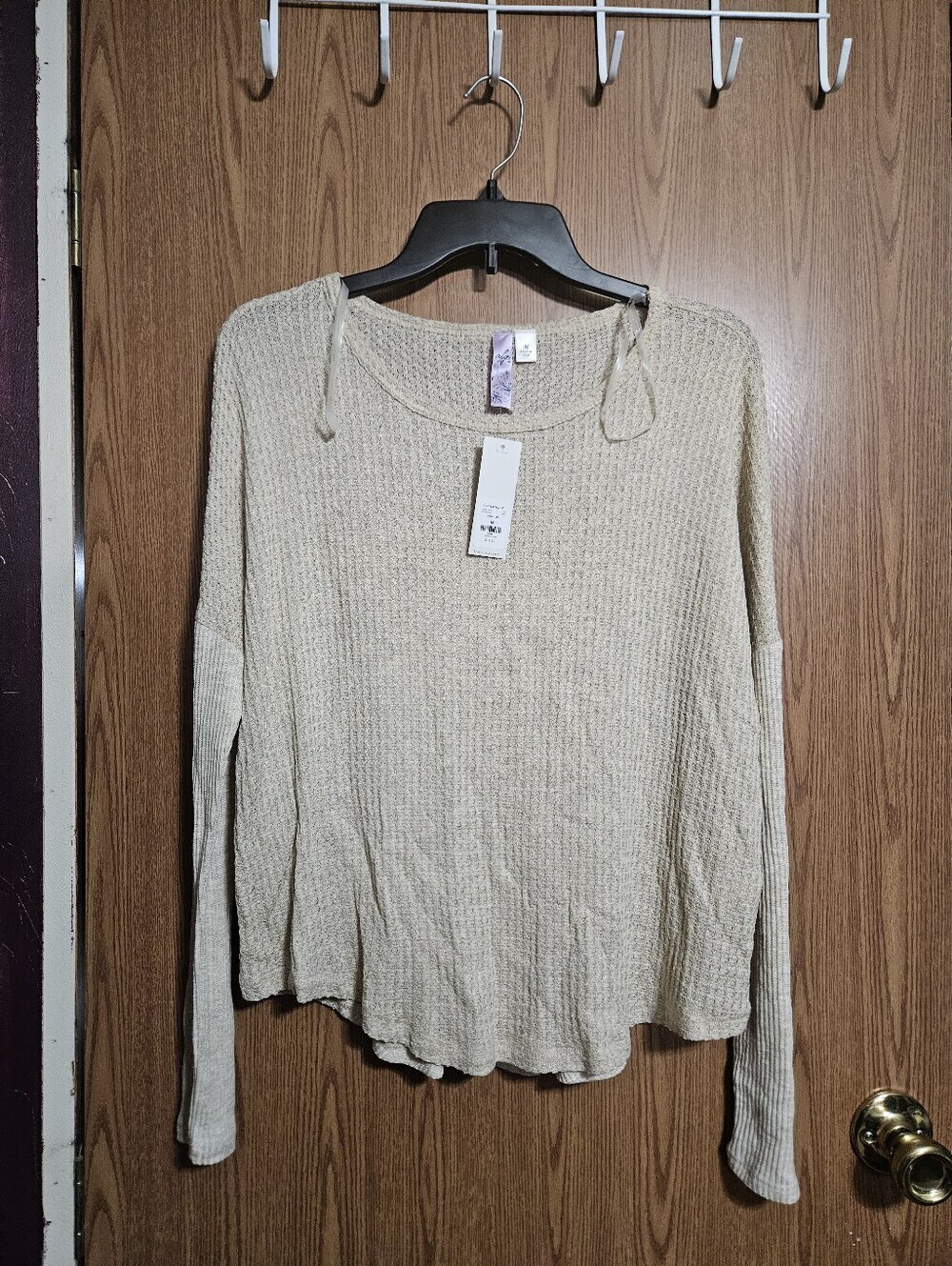 Alya Sweater Womens Medium Oat Long Sleeve Thin Waffle Knit Drop Cut New!